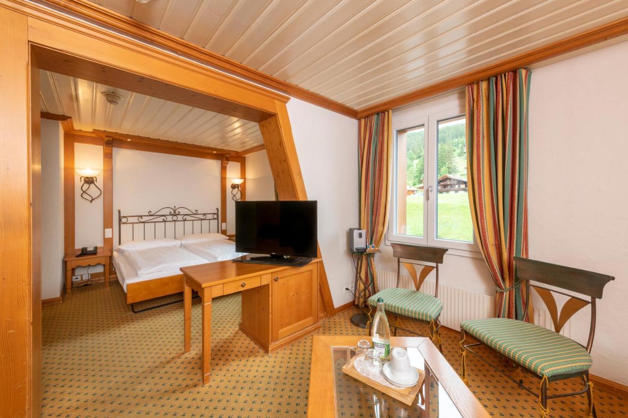 ダービー　スイス　クオリティ　ホテル グリンデルヴァルト エクステリア 写真